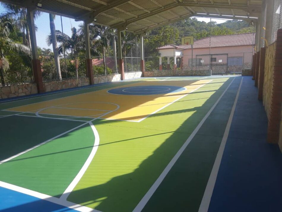 Quadra Poliesportiva